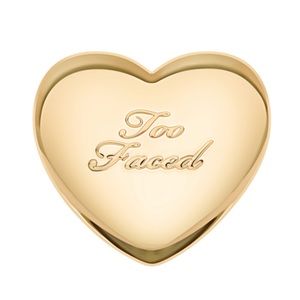 Too Faced Makeup - Too Faced Love Light Highlighter Too Faced Makeup - Too Faced Love Light Highlighter
